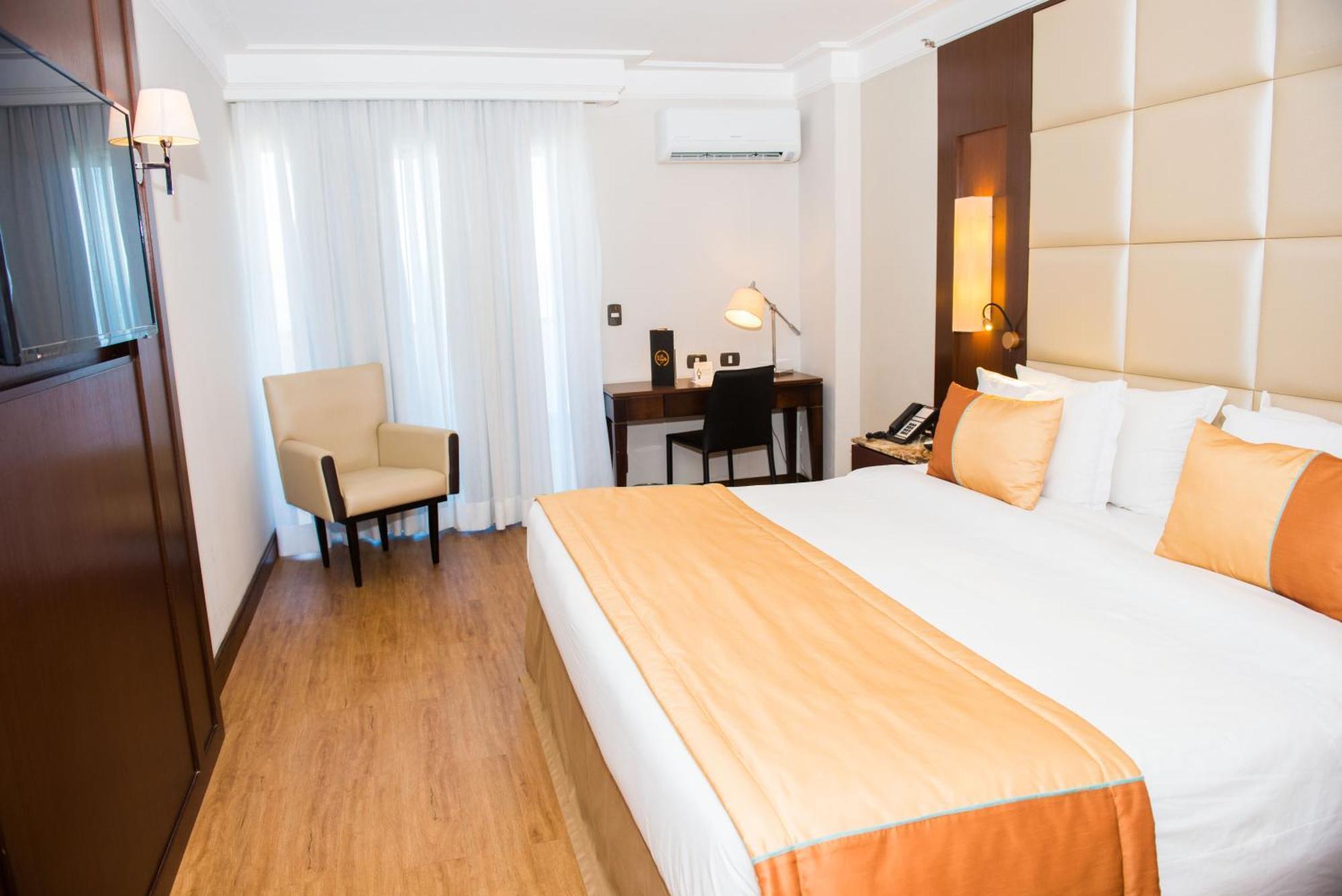 Royal Atlantica Hotel