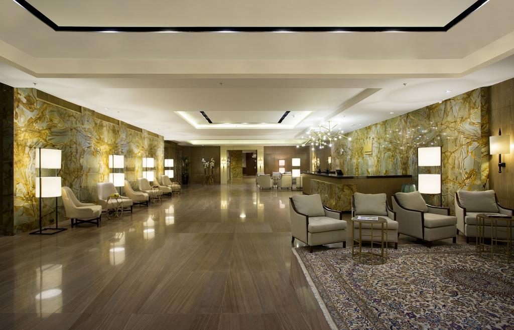 Royal Atlantica Hotel